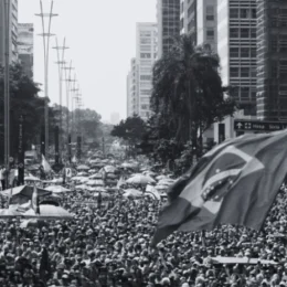 Milhões de cúmplices