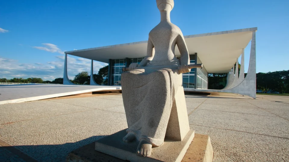 A democracia começa pela ética dos juízes