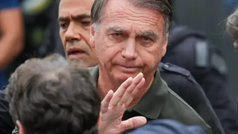 Carta de Bolsonaro só chegou porque não foi enviada pelos Correios