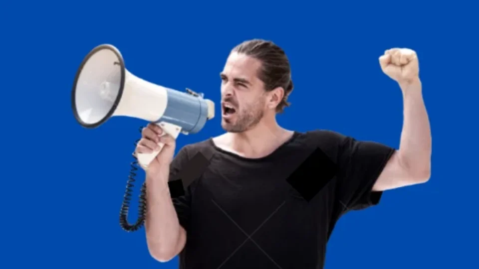 Muitos brasileiros querem ‘revolução’; mas qual?