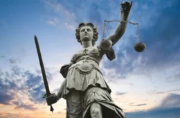 Concepções de Justiça na sociedade brasileira: adesão e resistência à tirania utilitária