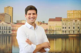 João Campos cogita seguir na Prefeitura do Recife