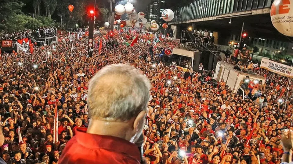 ‘É a corrupção, estúpido!’