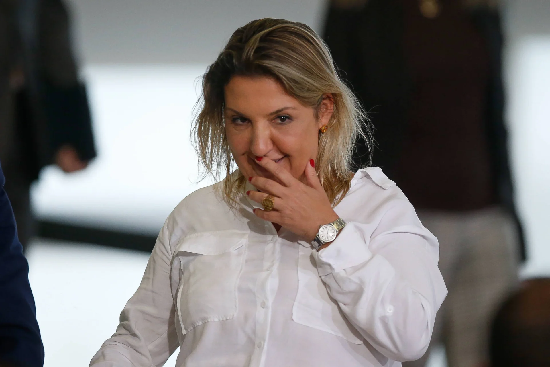 Daniela Marques é cérebro econômico de Flávio Bolsonaro