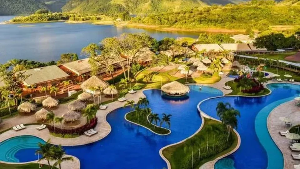 ‘Ministro Tayayá’