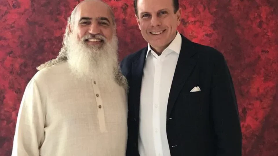 João Doria atua para reconstruir imagem do Prem Baba