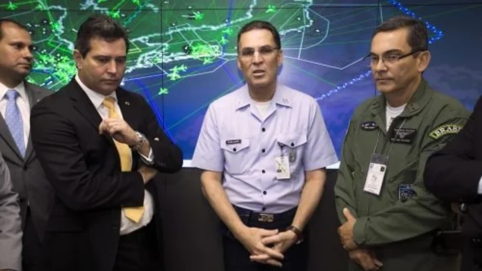 Relator de cassação de patente de Bolsonaro no STM foi central em outro ano de reeleição de Lula