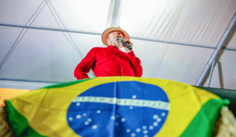 O palanque da reeleição de Lula: estratégias, tensões e desafios