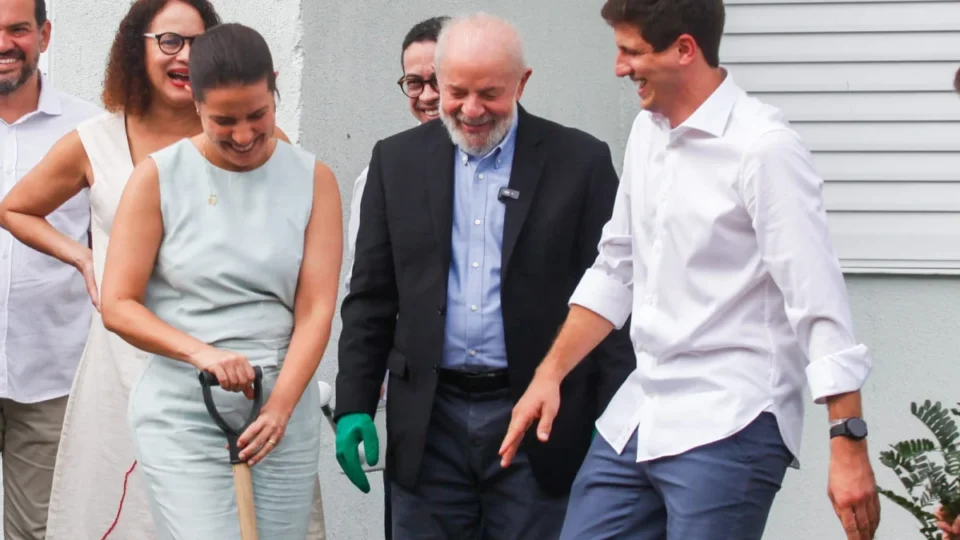 PT de Pernambuco resiste a apoiar João Campos