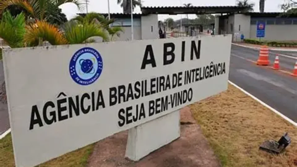 Vorcaro tentou fazer ex-Abin espionar Itaú, BTG, Moreira Salles e Esteves