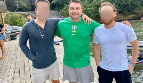 Invasão de mansão na Ilha Grande vira pântano para Flávio Bolsonaro