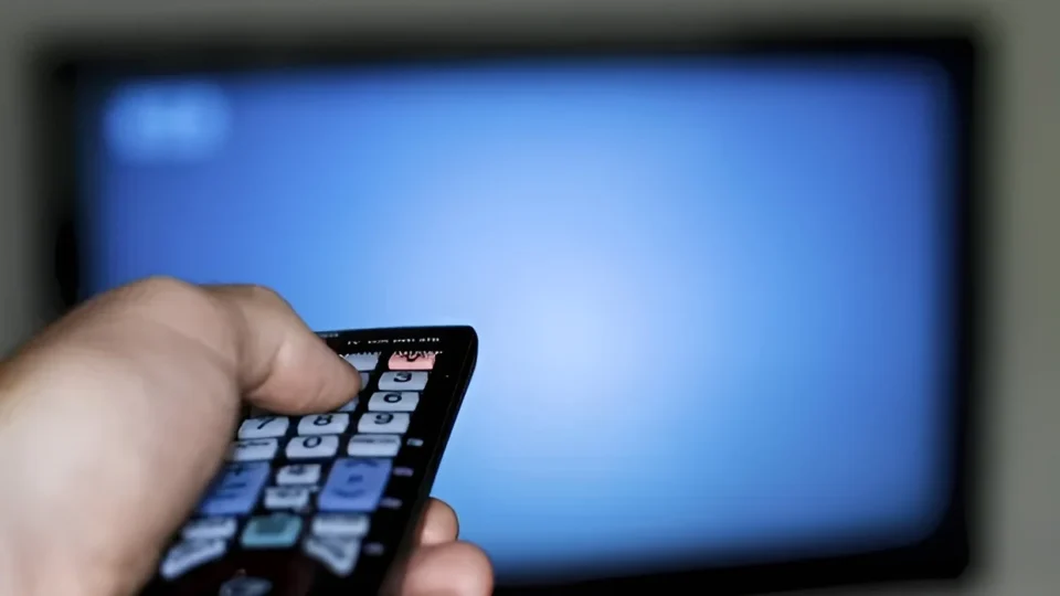 PowerPoint da GloboNews reabre as feridas de manipulação da mídia