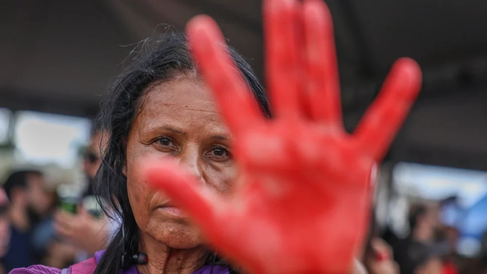 Machosfera e ódio às mulheres como modelo de negócio