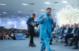 ‘Apóstolo’ Santiago vira anjo-da-guarda de Eduardo Cunha