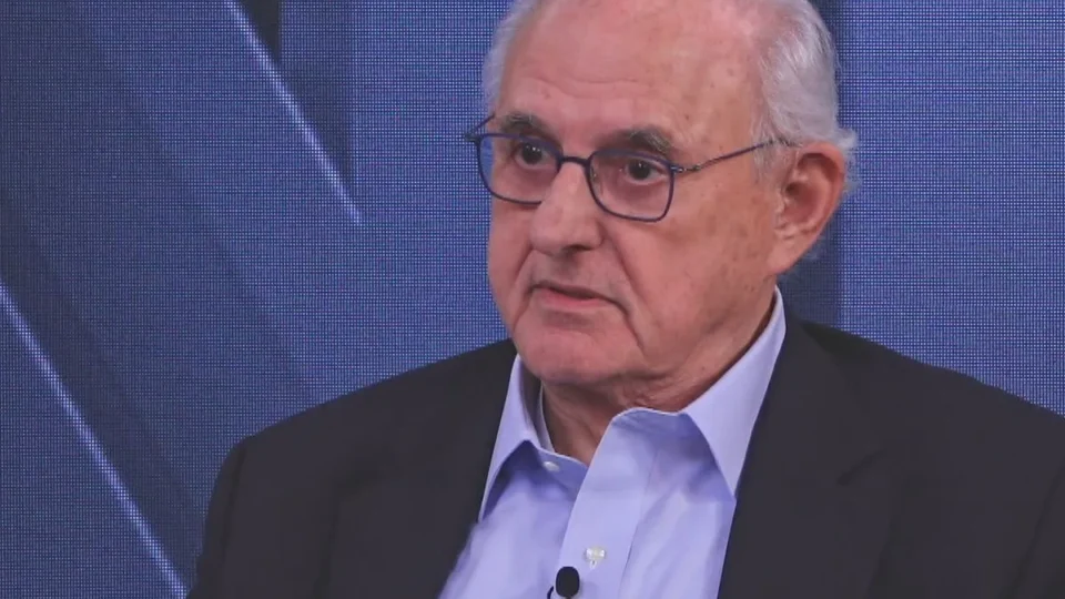 STF sob ataque faz Jobim cancelar festa de 80 anos em Brasília