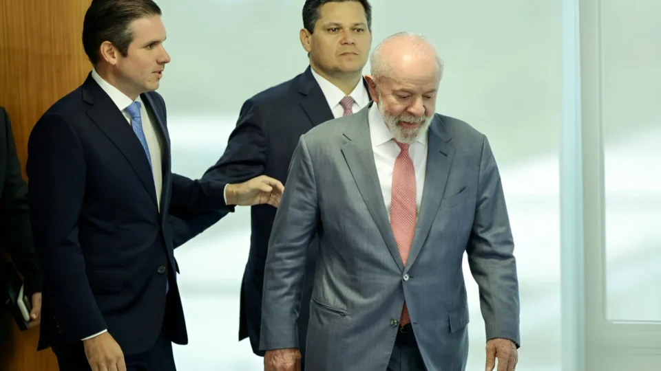 Lula e o desafio de governar sem maioria