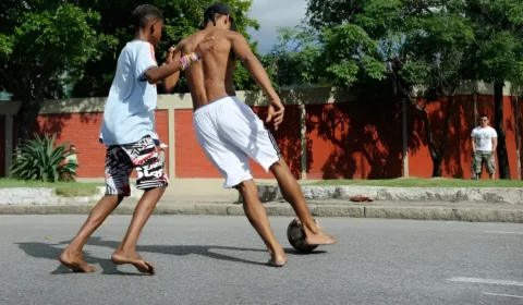 A mercantilização do futebol e a crise da Seleção brasileira