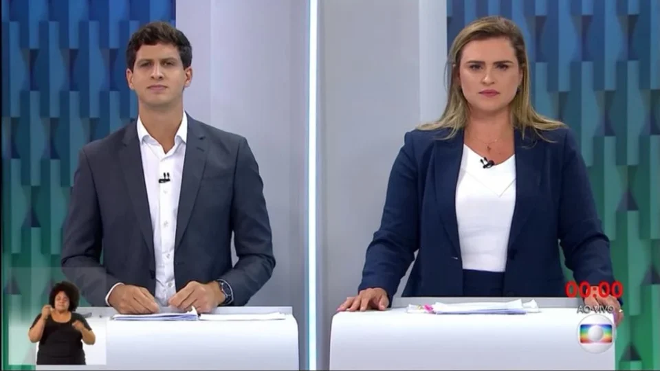 Atrás nas pesquisas, João Campos passou a temer vitória da prima