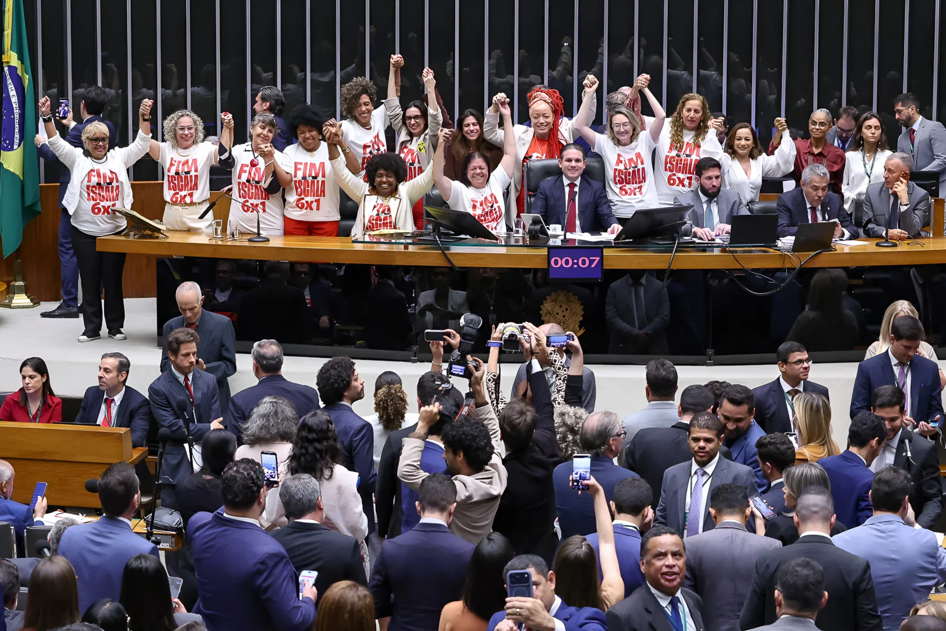 Deborah aprovação fim da escala 6x1 na camara foto bruno spada camara deputados (1)