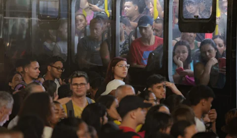 Assim caminha o busão