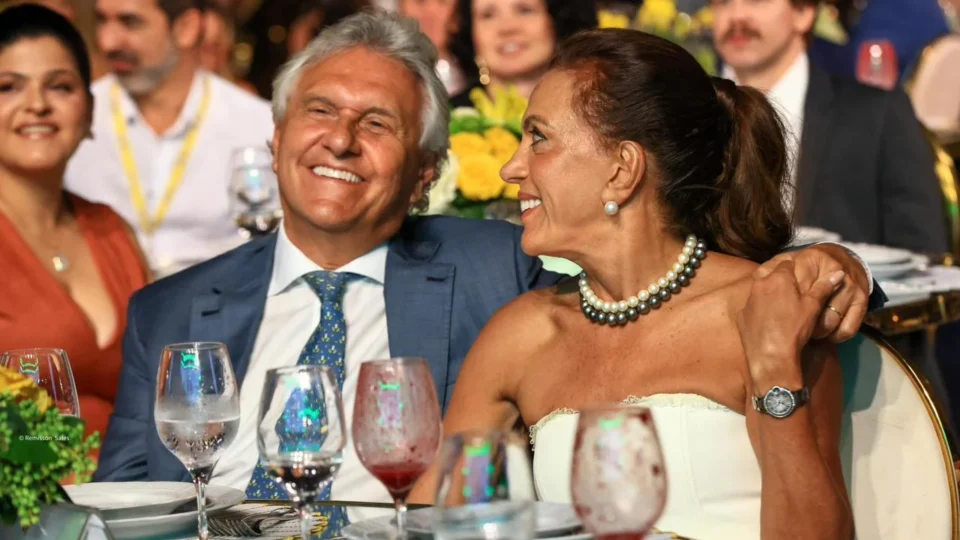 Caiado já se diz pronto para ser ‘marido de senadora’ e ‘muleiro’
