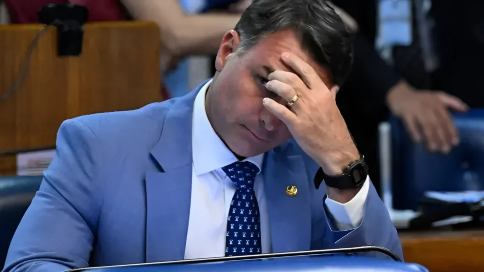O risco Flávio e a institucionalização de um narcoestado