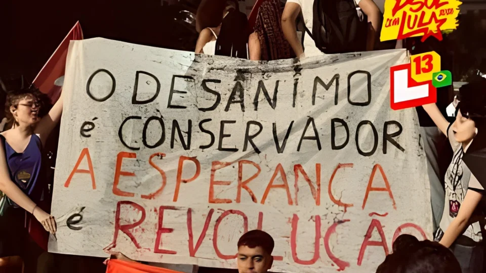 A juventude nas ruas e a disputa pelo futuro do Brasil
