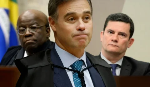 André Mendonça é a síntese do pior de Joaquim Barbosa e Sergio Moro